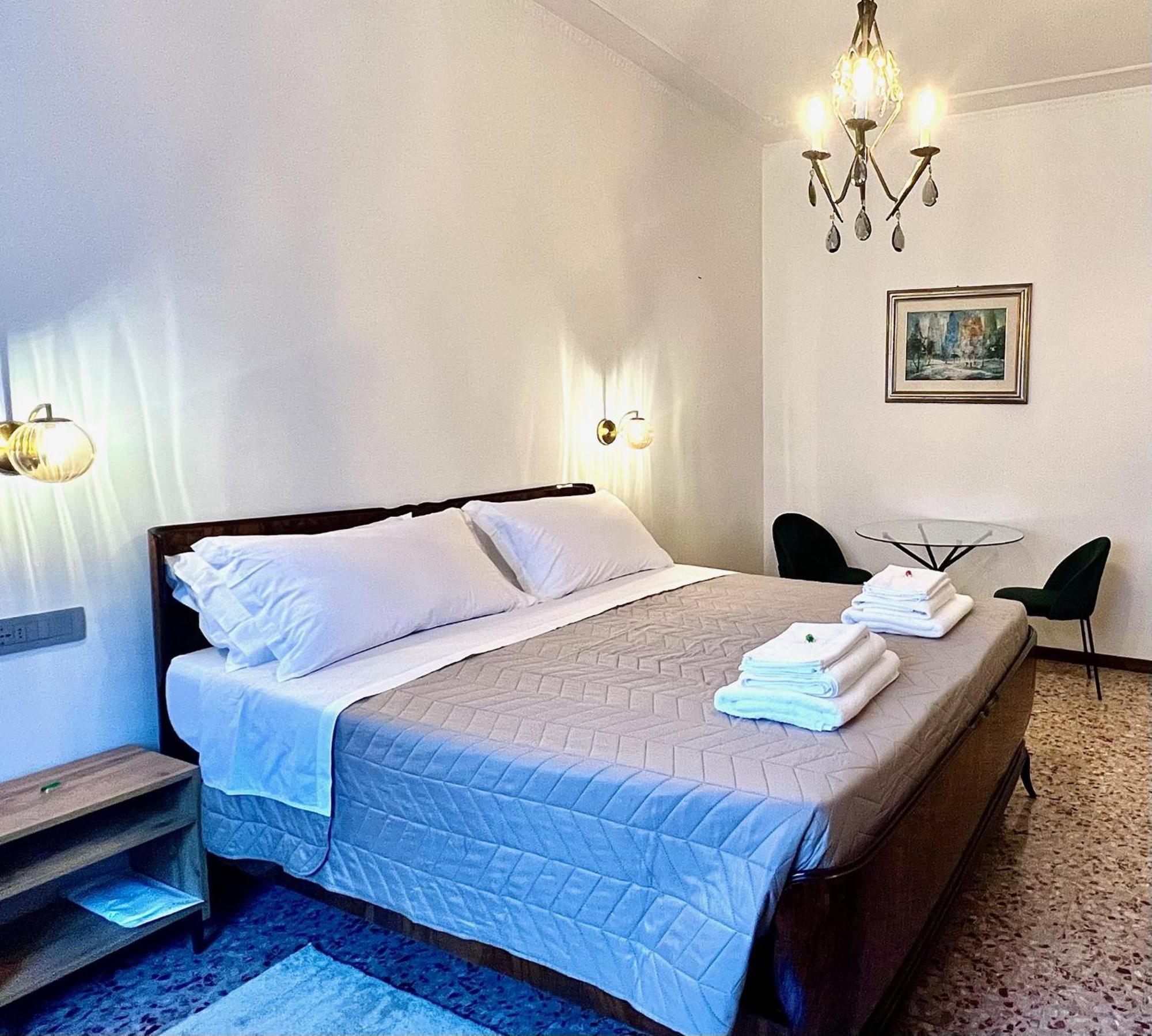 Casa Margherita Пьяченца Экстерьер фото